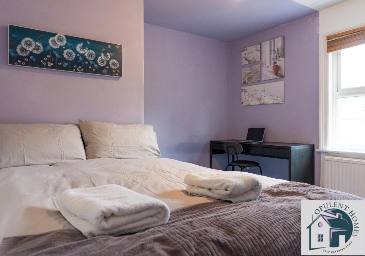 Contractors Pad - 4 Bed Town House - Cent Reading - Free Parking Villa Bagian luar foto