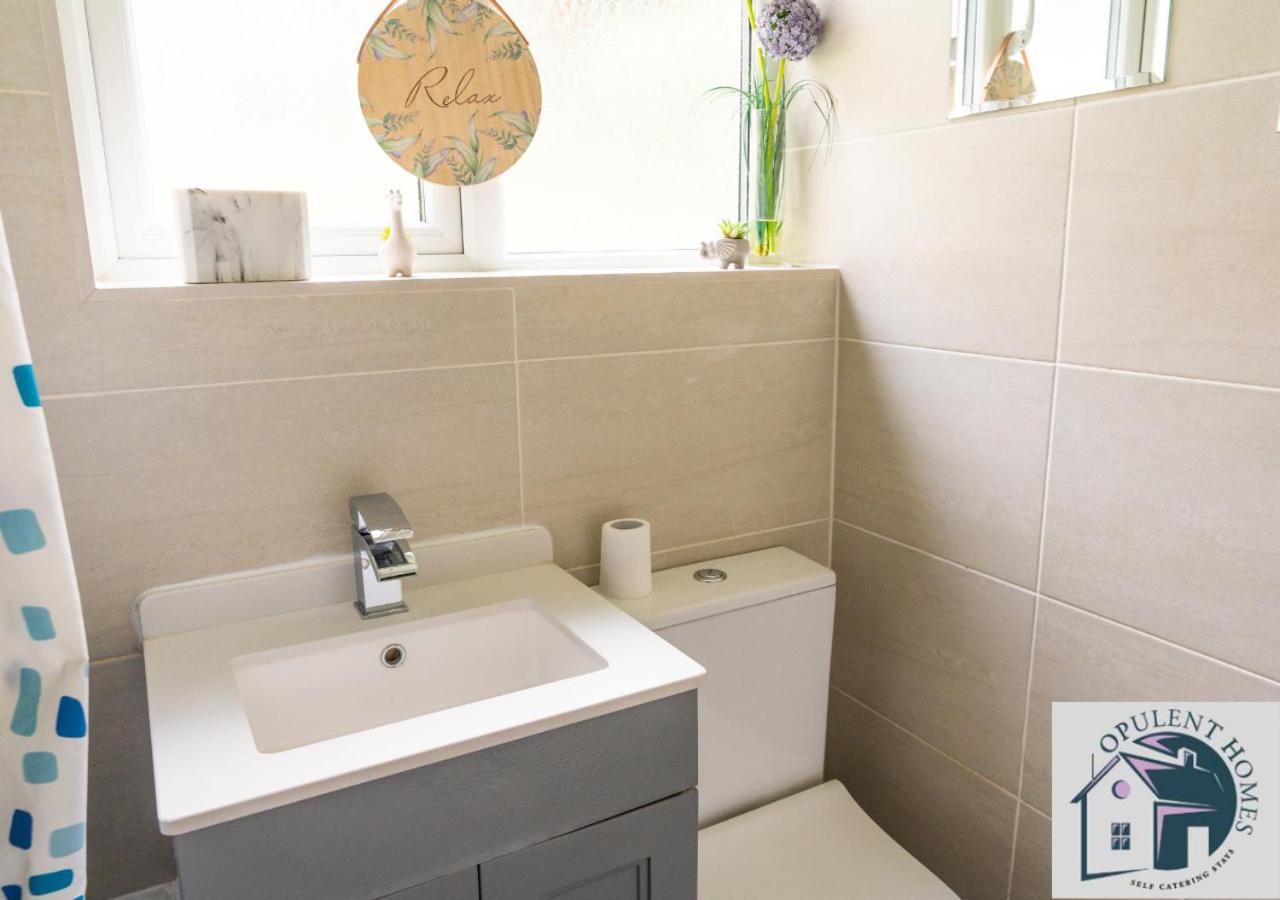 Contractors Pad - 4 Bed Town House - Cent Reading - Free Parking Villa Bagian luar foto